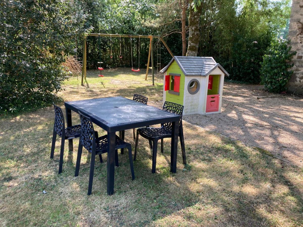 Les Bosquets Villa Saint-Ouen-Des-Toits Eksteriør billede